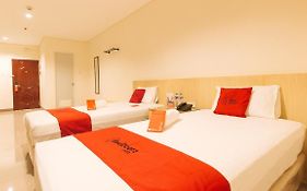 Reddoorz Plus @ Kaizen Suites Taft Avenue